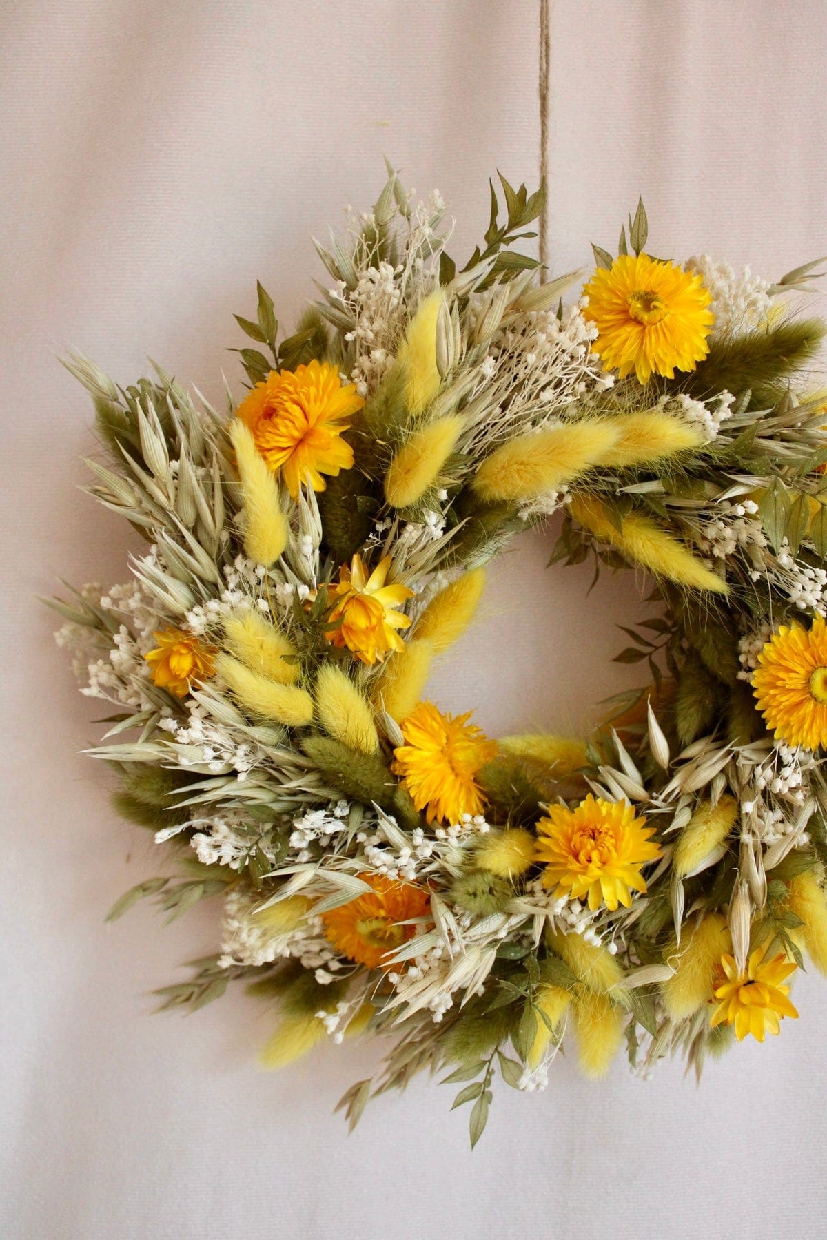 Vasenglück Trockenblumenkranz Trockenblumenkranz Frühling | Grün und Gelb mit Strohblumen